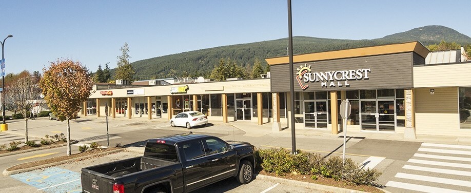 900 Gibsons Way, Gibsons, BC for Rent