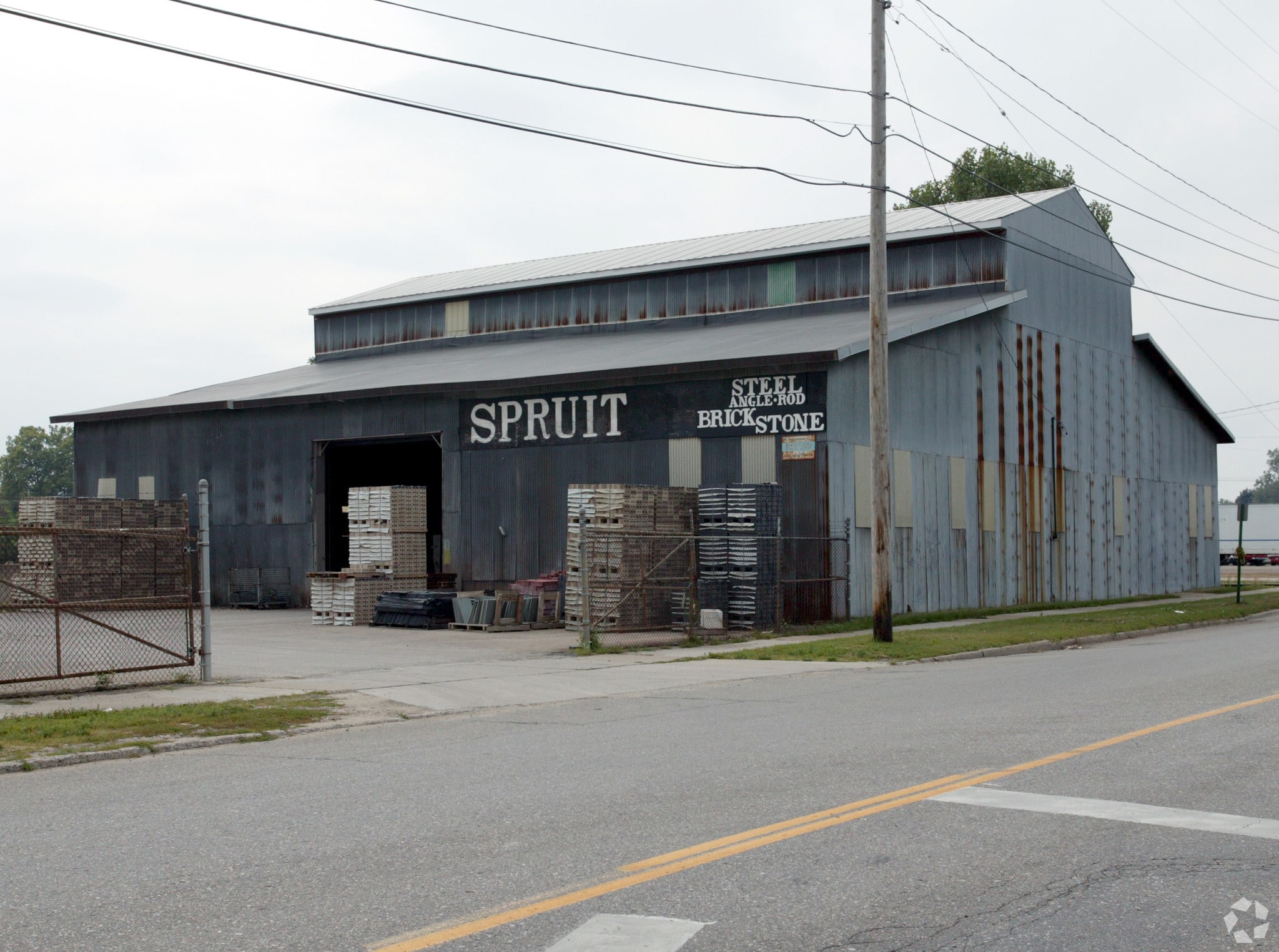 550 Richmond St NW, Grand Rapids, MI for Sale