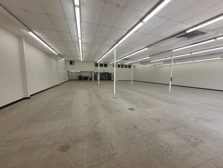 Hidalgo, TX Retail - 300 S International Blvd