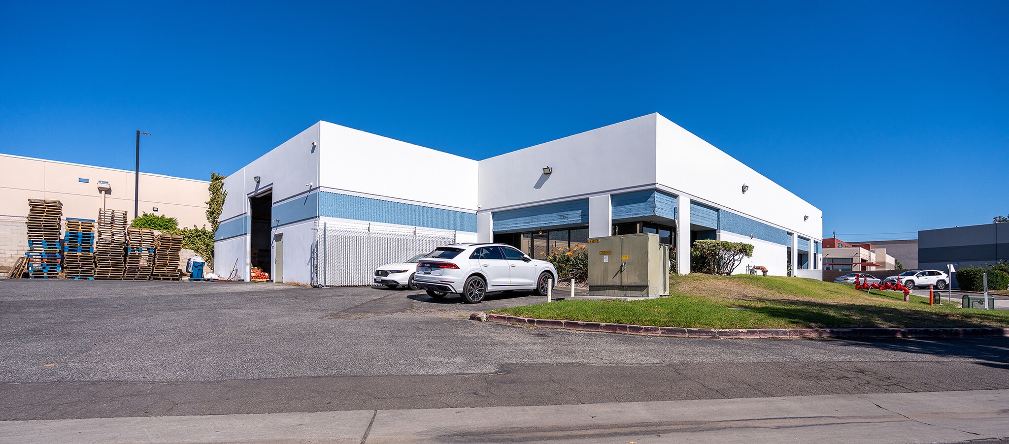 5921-5923 Lakeshore Dr, Cypress, CA for Sale