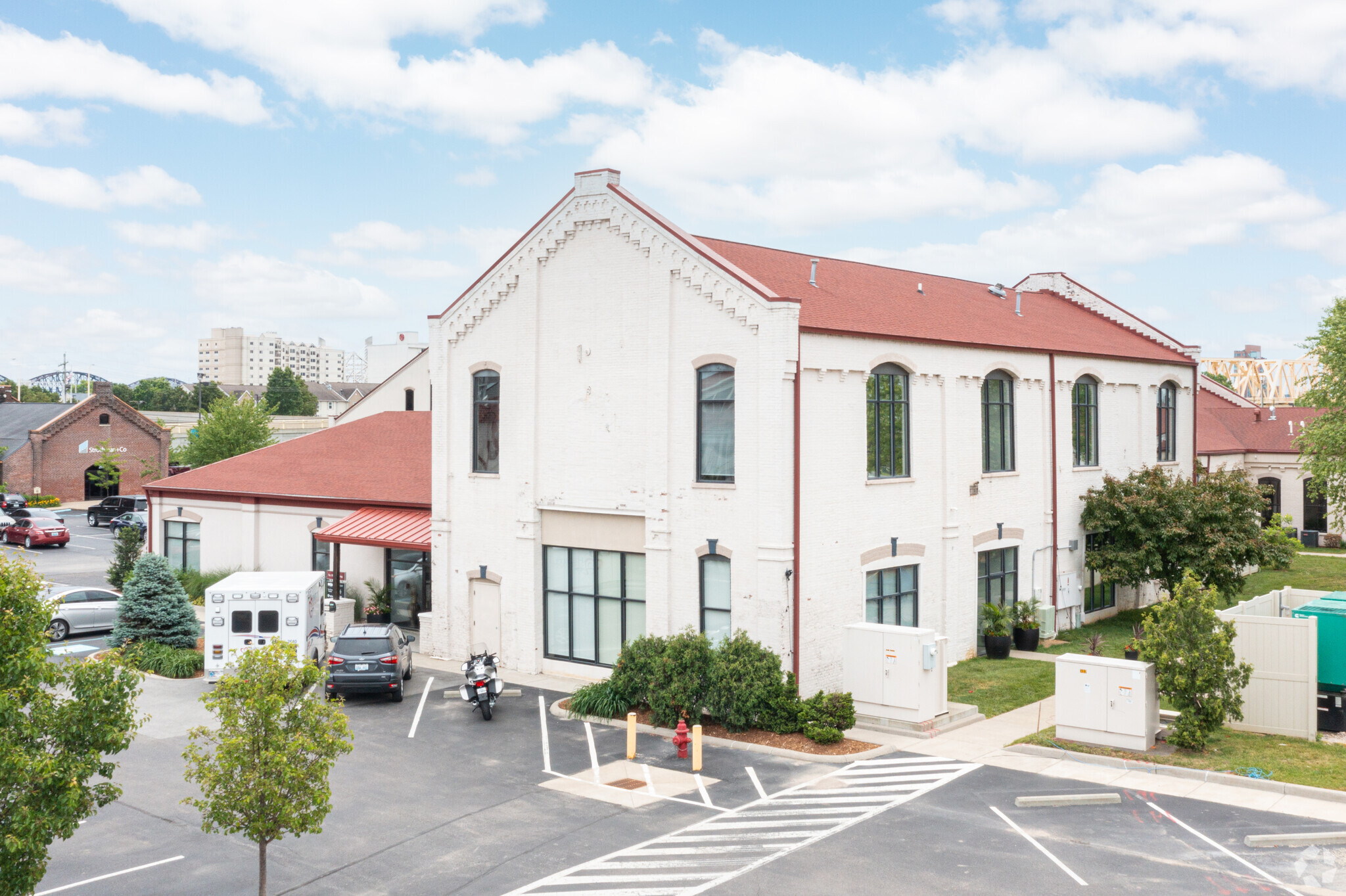 350 Missouri Ave, Clarksville, IN for Rent