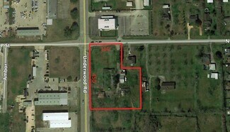 La Porte, TX Commercial Land - 9716 N P St