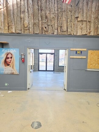 Louisville, KY undefined - 2228 Dundee Rd