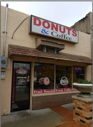 Rockwall, TX Retail - 216 E Rusk St