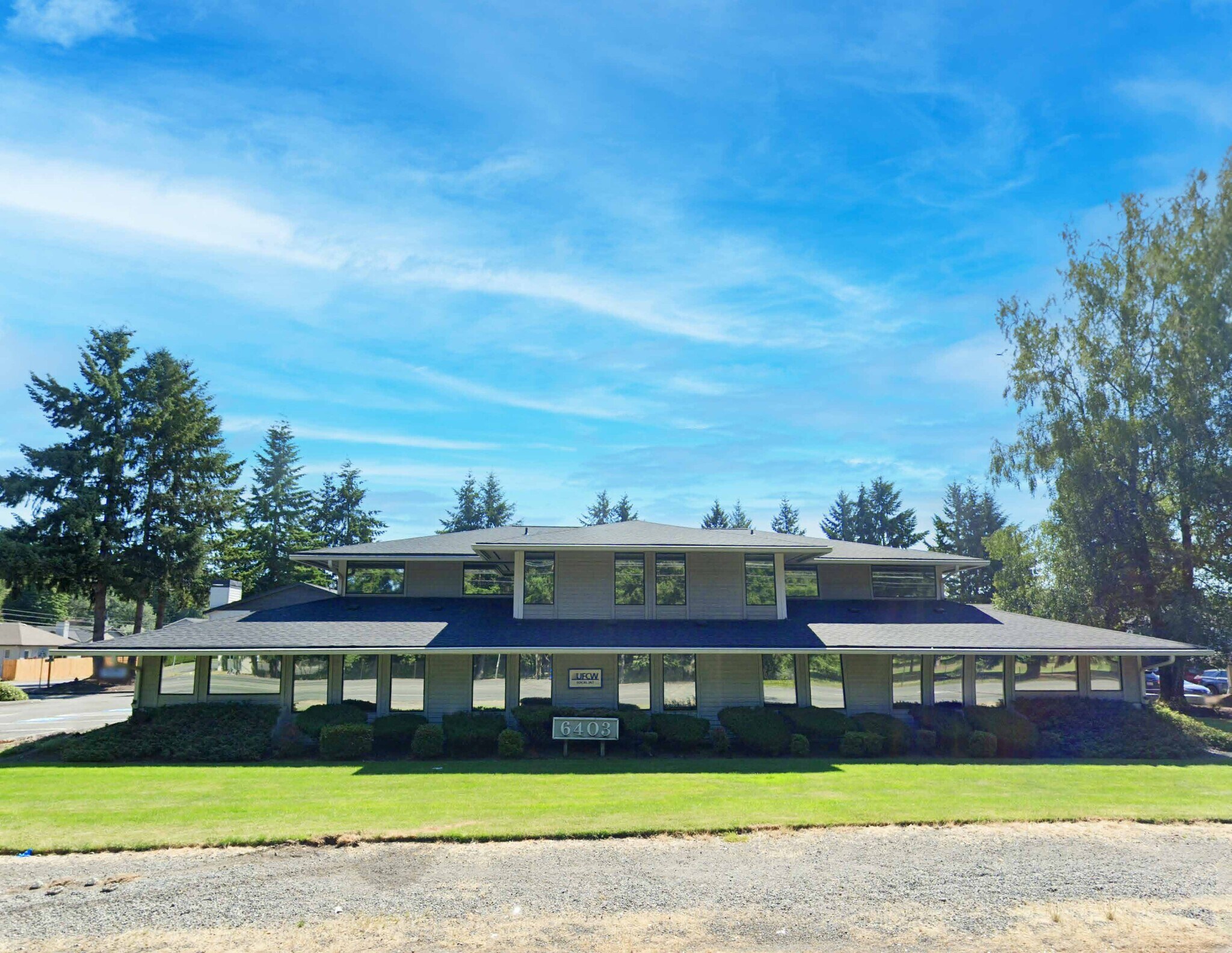 6403 Lakewood Dr W, Tacoma, WA for Sale