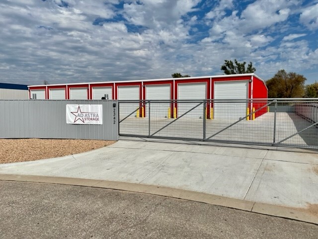 2342 Zoo Park, Wichita, KS for Sale