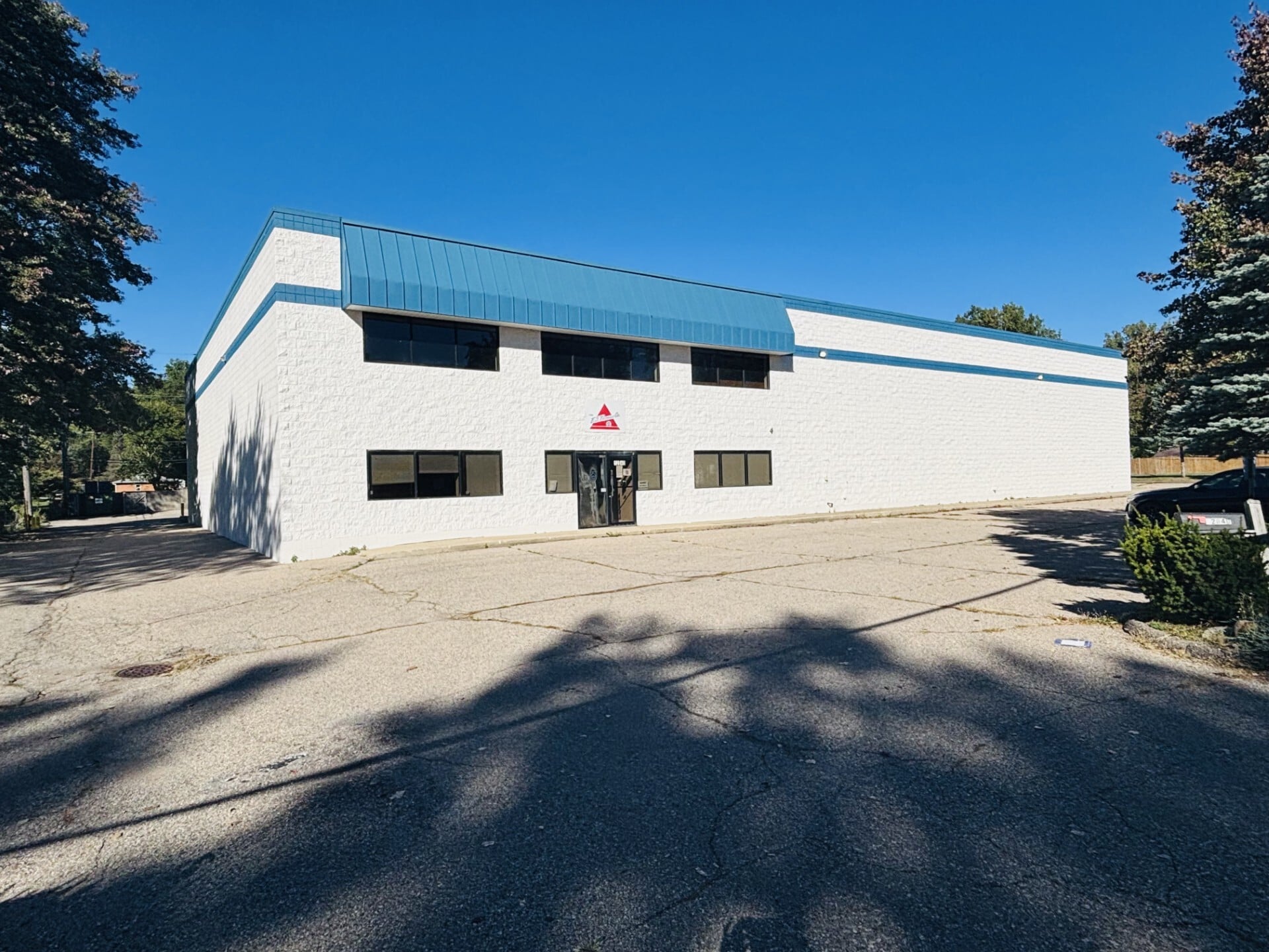 12040 Beech Daly Rd, Taylor, MI for Rent