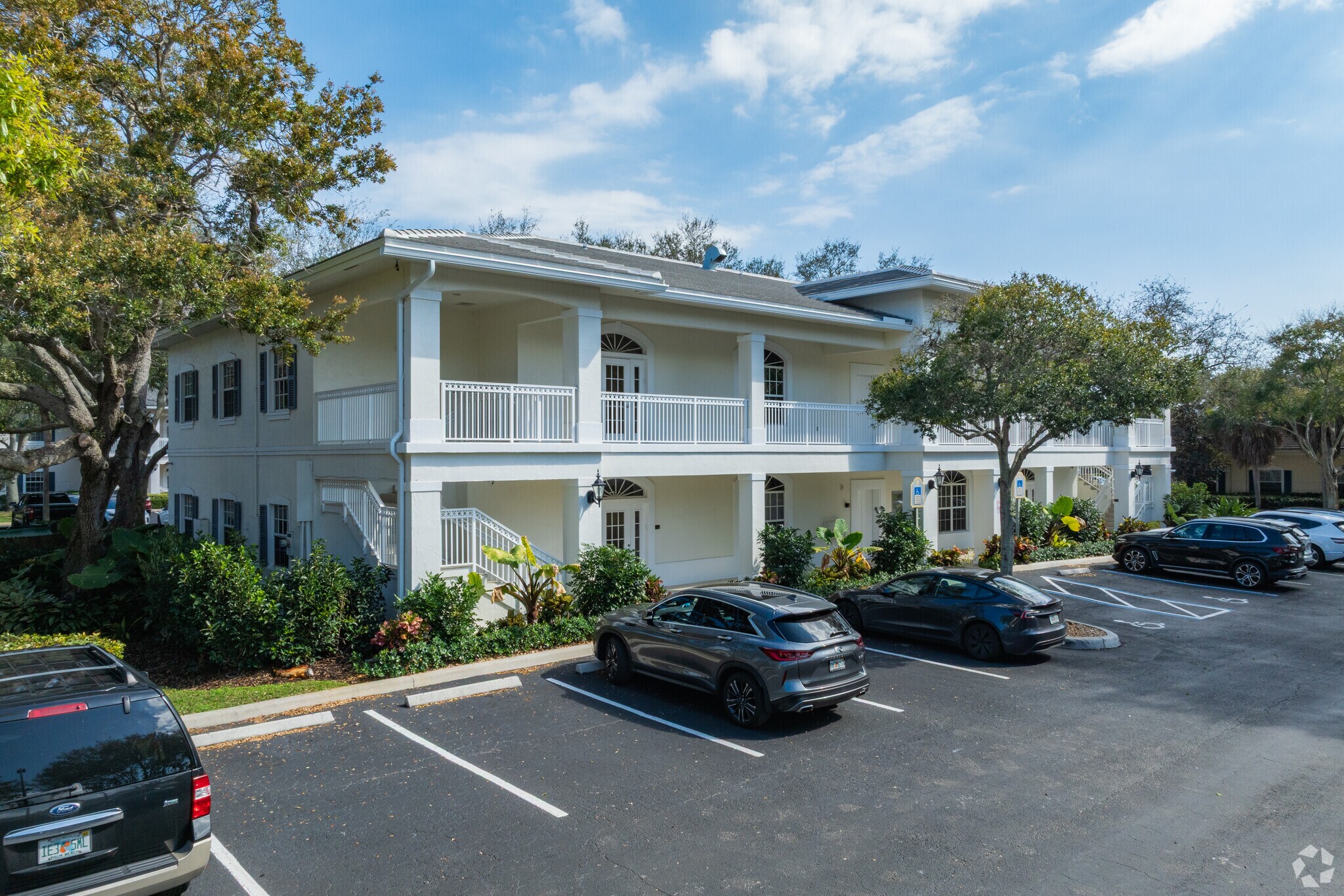 100 Village Square Xing, Palm Beach Gardens, FL for Rent