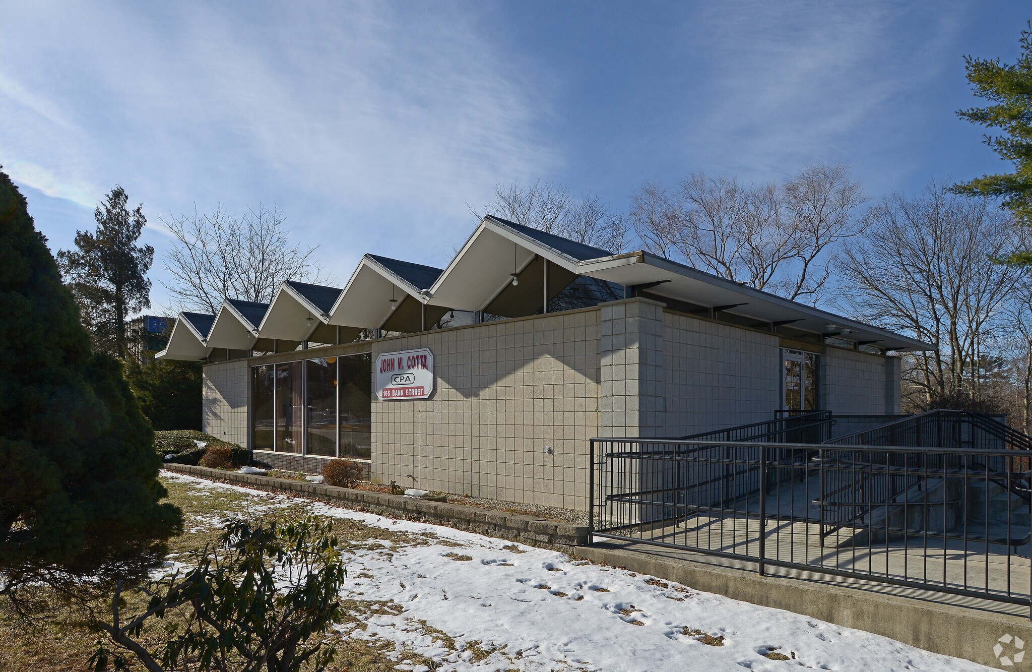 166 Bank St, Attleboro, MA for Sale