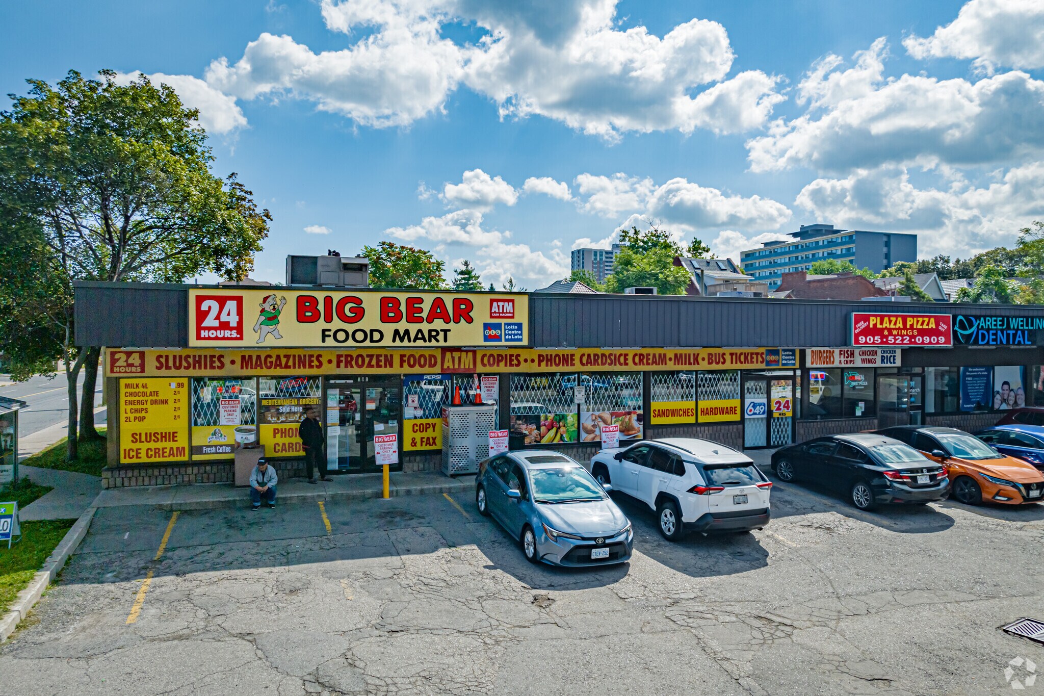 82 Wellington St N, Hamilton, ON for Rent
