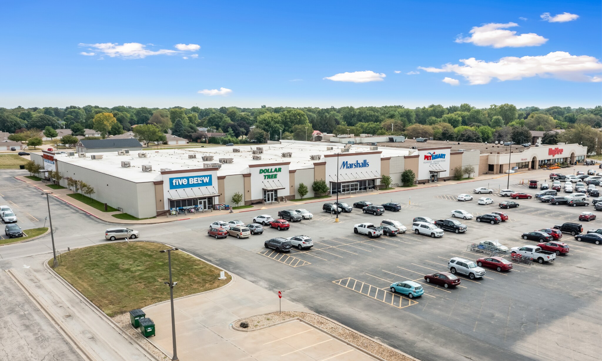 1995-2107 National Blvd., Galesburg, IL for Sale