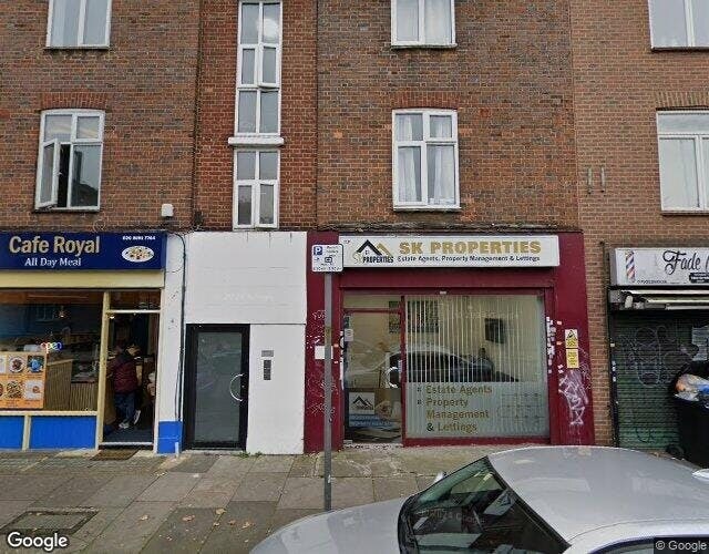 118 Stepney Way, London, LND for Rent