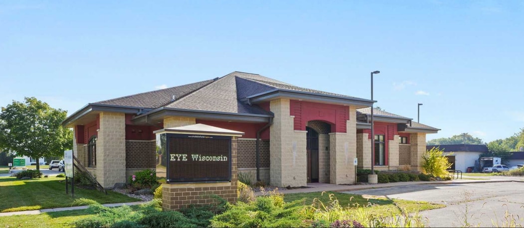 1721 W Main St, Sun Prairie, WI for Sale