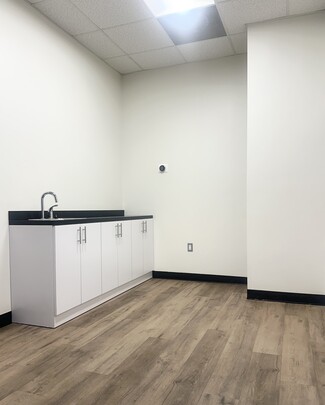 San Fernando, CA Retail - 241 N Maclay Ave