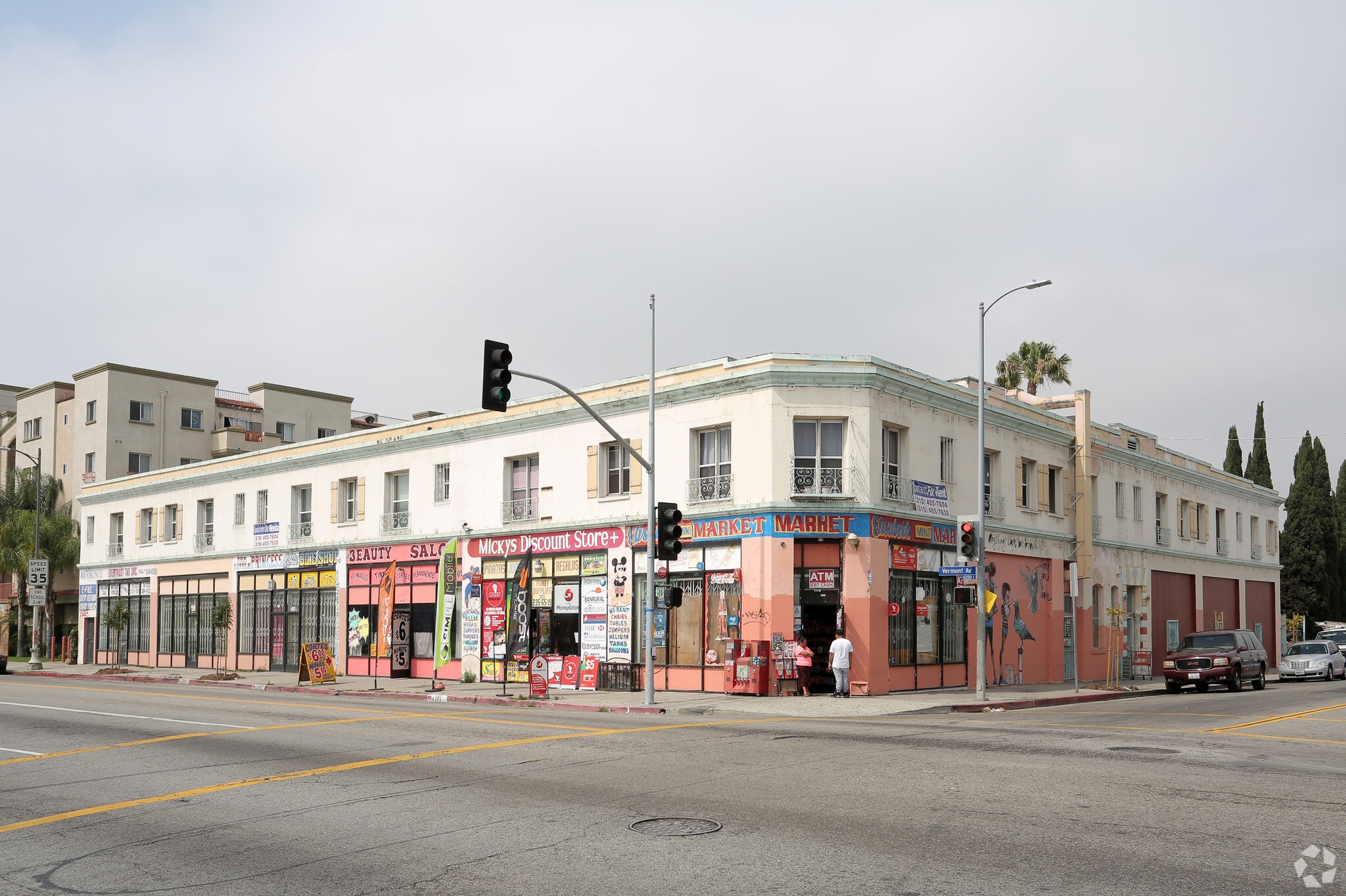 4201 S Vermont Ave Los Angeles, CA 90037 Retail Property for Lease on
