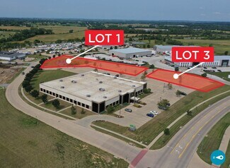 Hiawatha, IA Commercial - 1450 N Center Point Rd Hiawatha, IA Commercial - 1450 N Center Point Rd