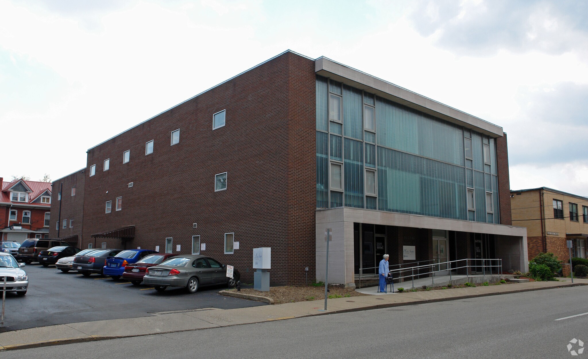 210 Brooks St, Charleston, WV for Sale