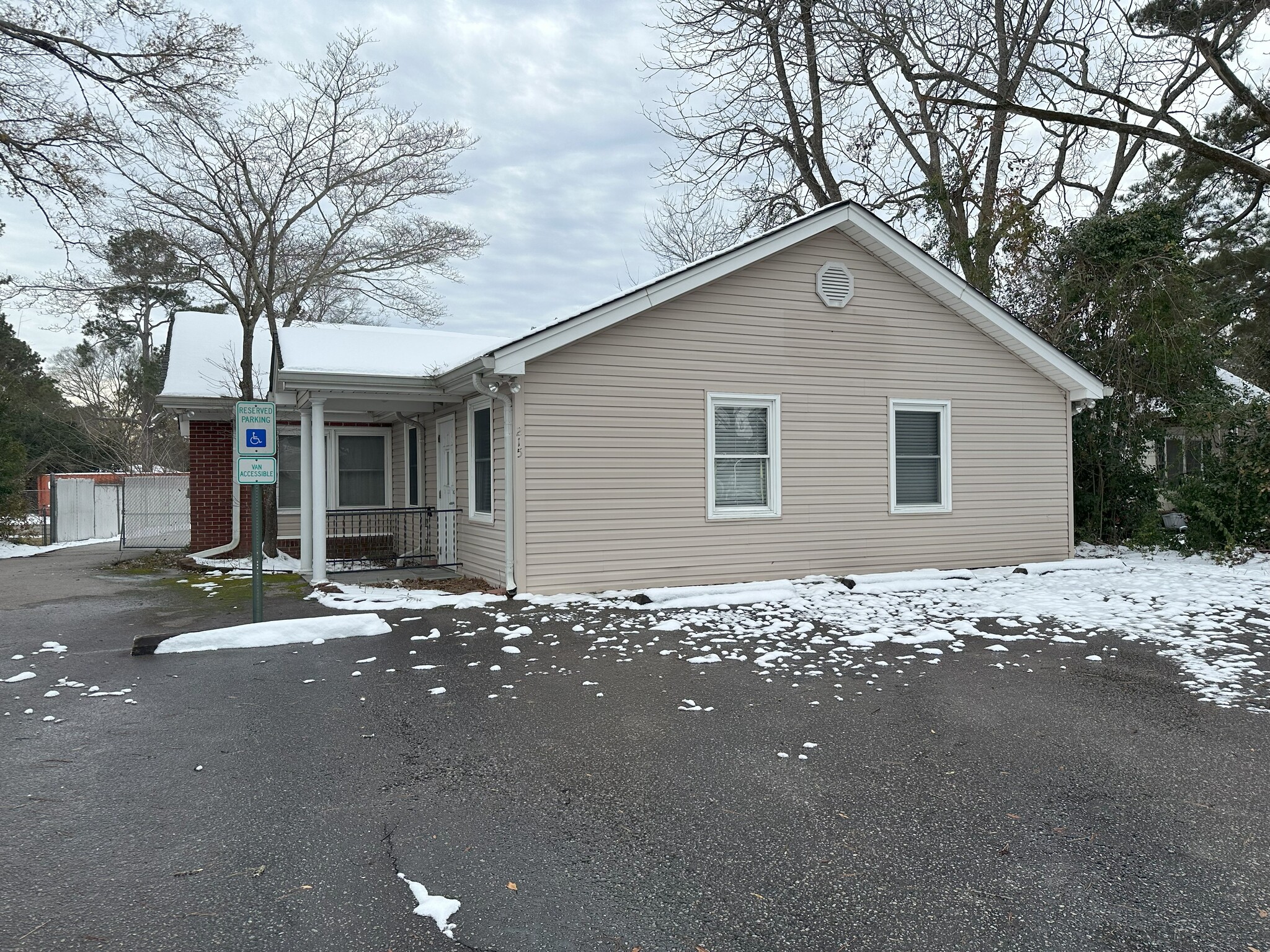 215 John St, Lake City, SC for Sale