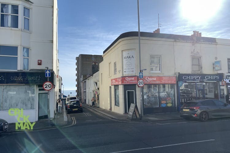 15-15A Victoria Ter, Hove, ESX for Rent