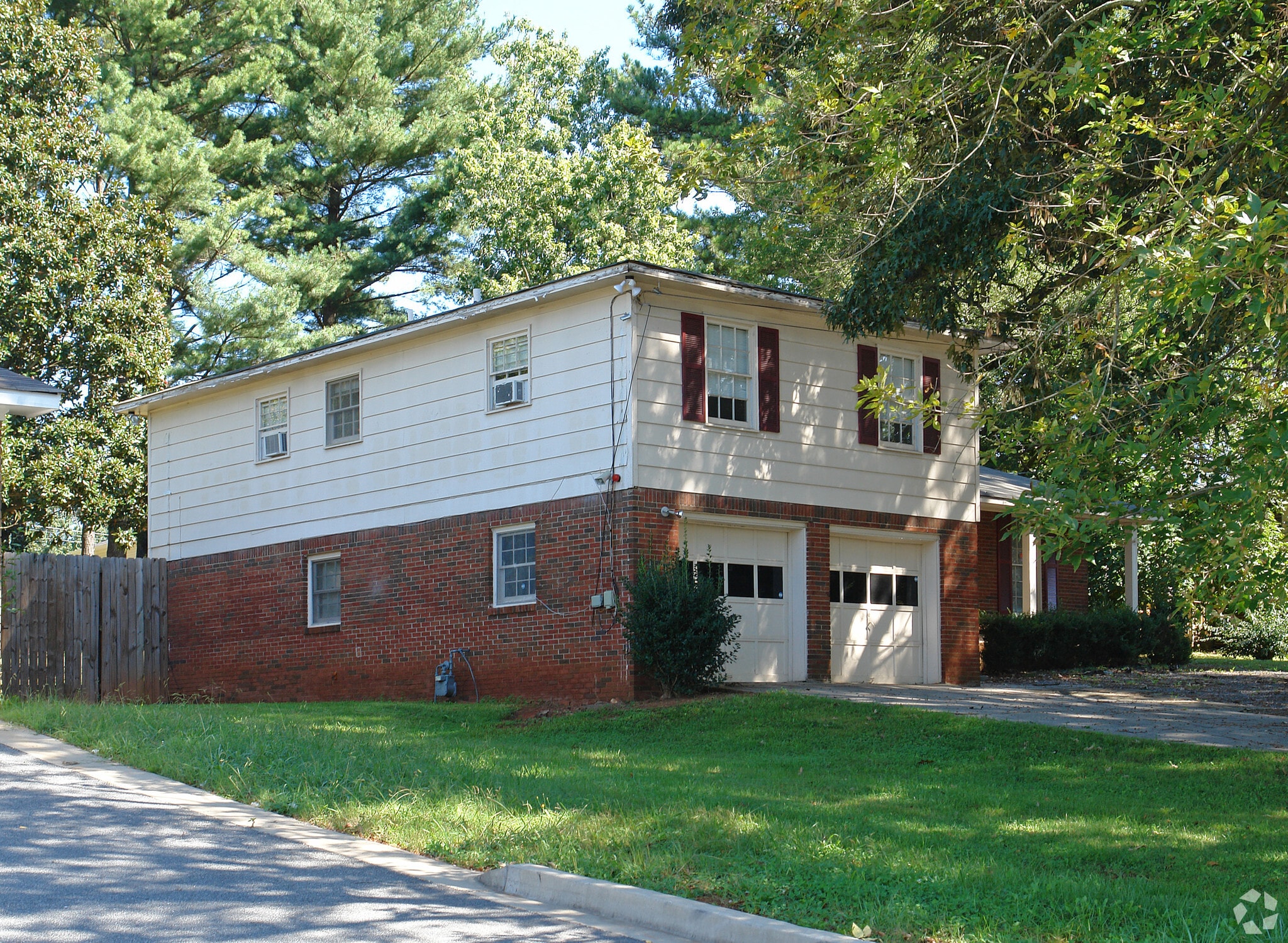 204 Hawkins Store Rd, Kennesaw, GA for Sale