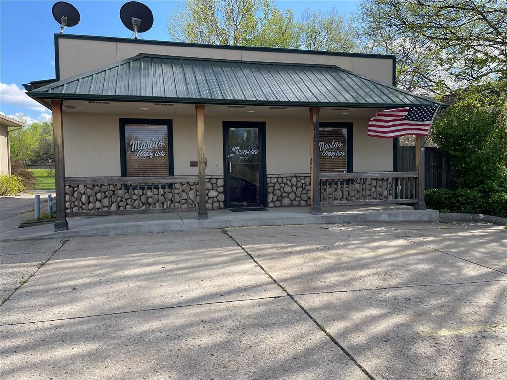 605 Baptiste Dr, Paola, KS for Sale