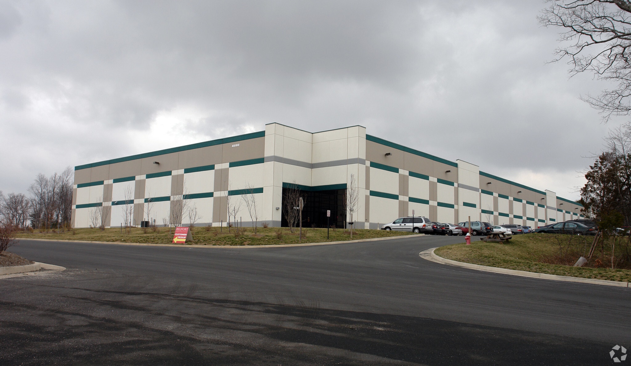 45190 Ocean Ct, Sterling, VA for Rent