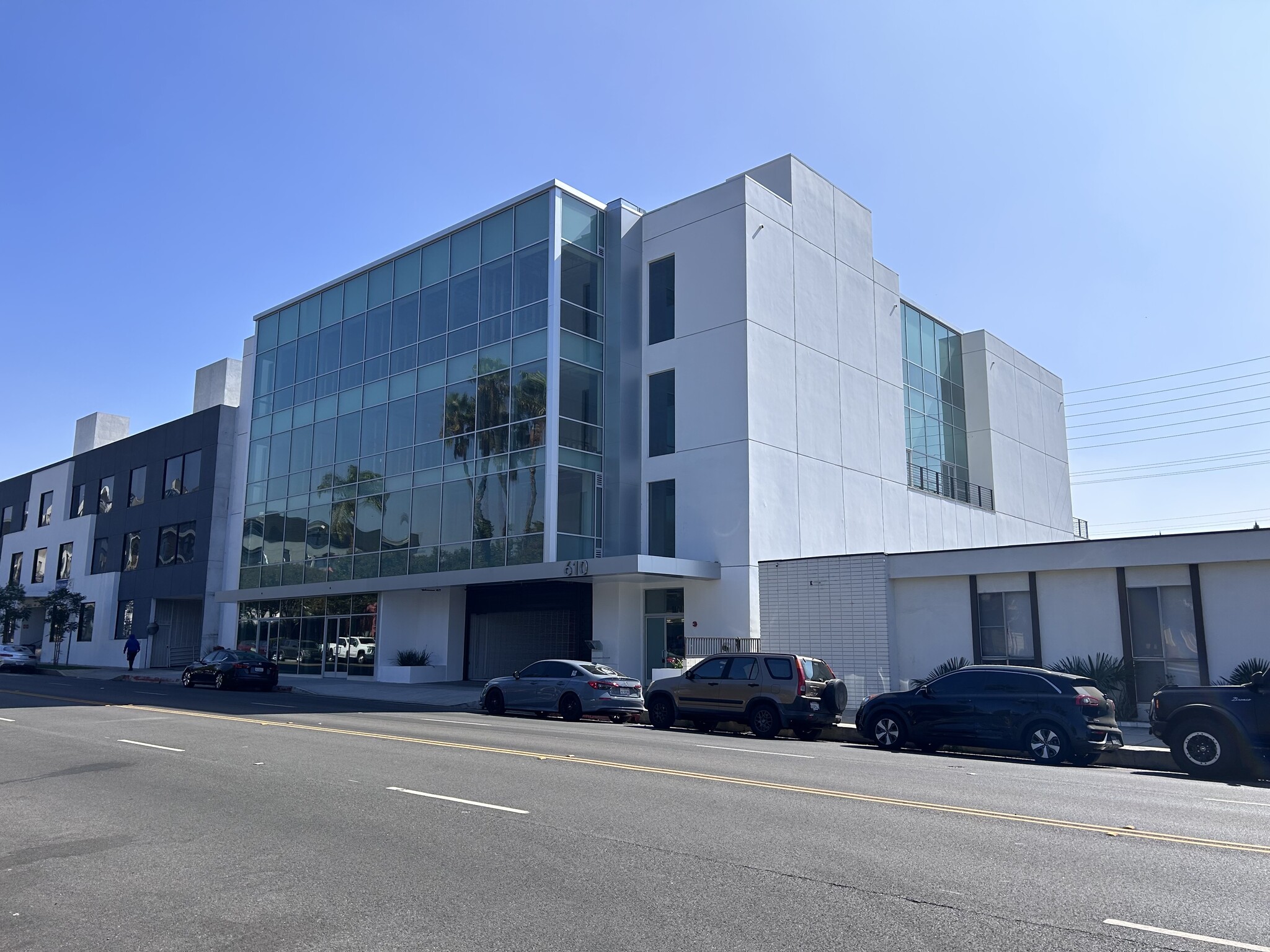 610 W Broadway, Glendale, CA for Rent