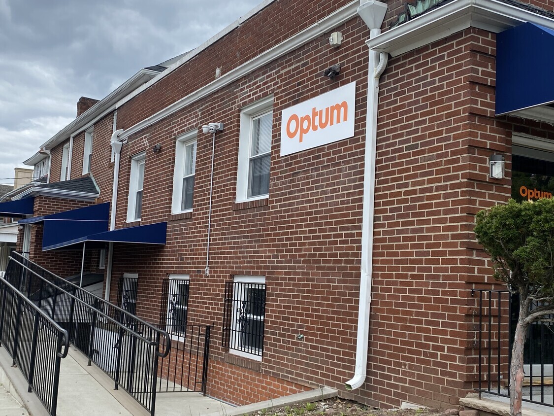 675 Broadway, Paterson, NJ for Rent