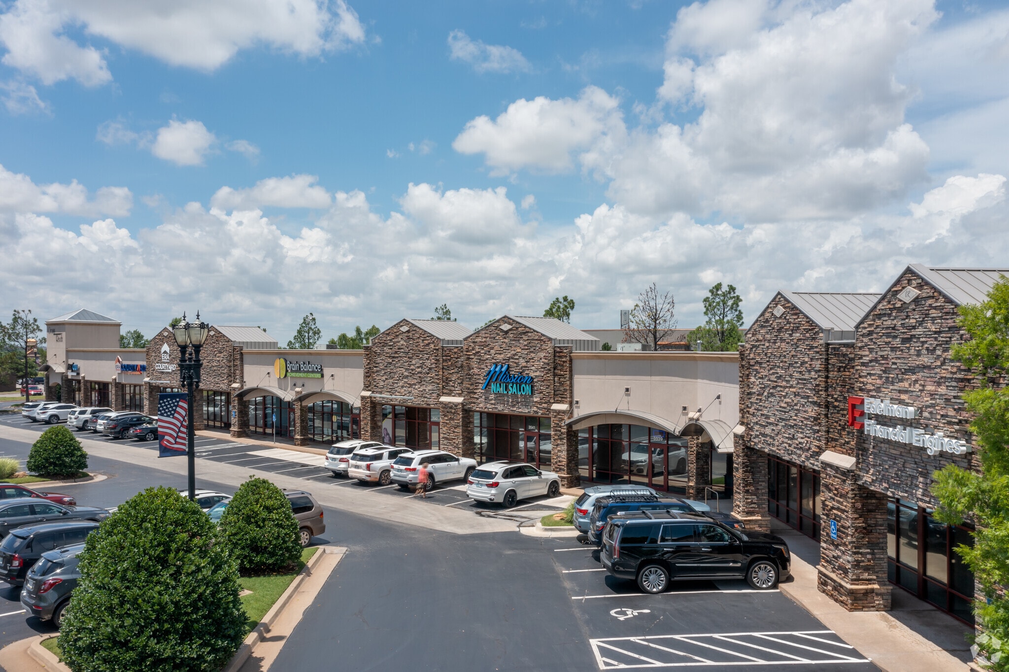 3521-3561 W Memorial Rd, Oklahoma City, OK for Rent