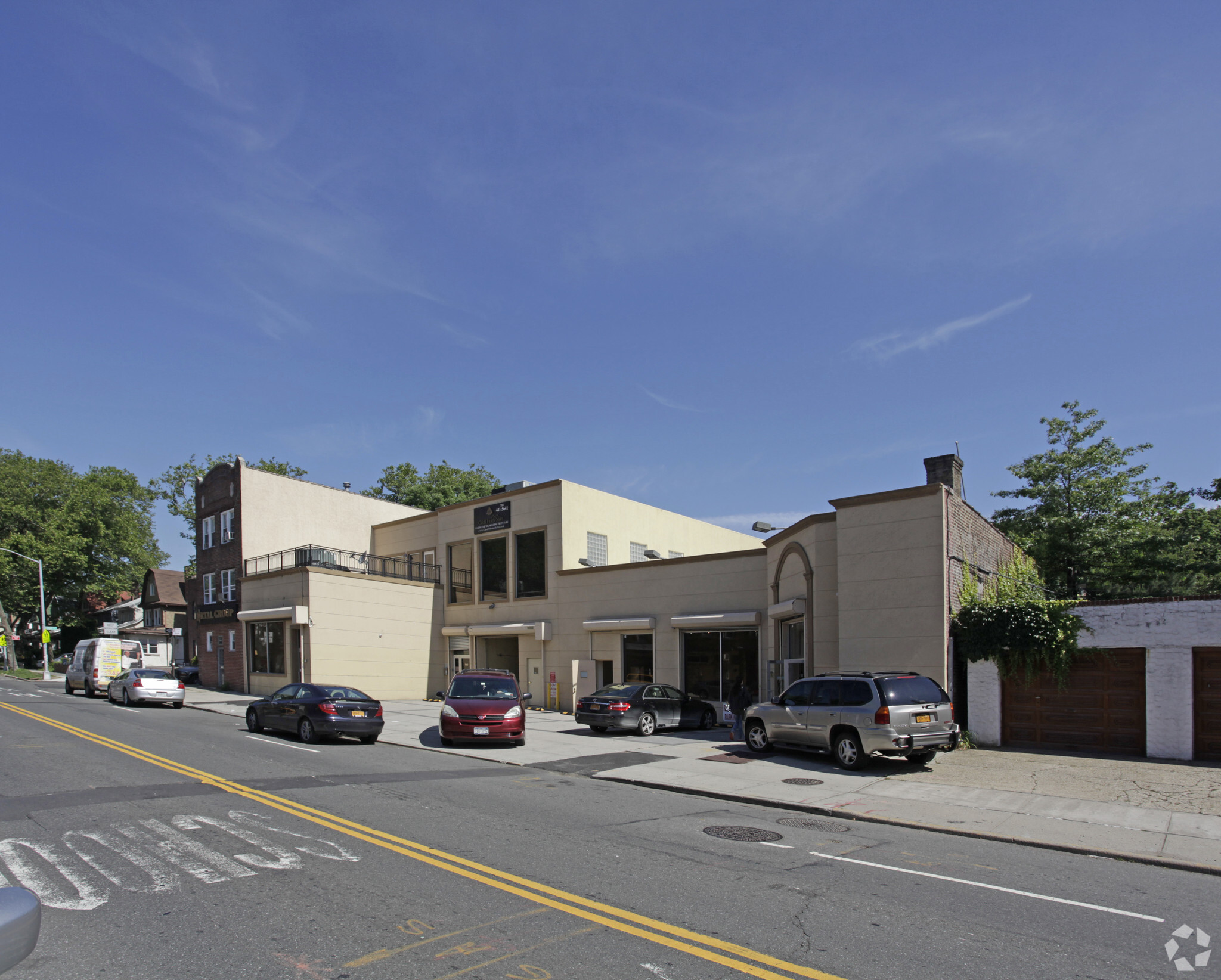 12415 Metropolitan Ave, Kew Gardens, NY for Rent