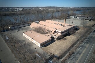 Grand Rapids, MI Flex - 1863 Monroe Ave NW