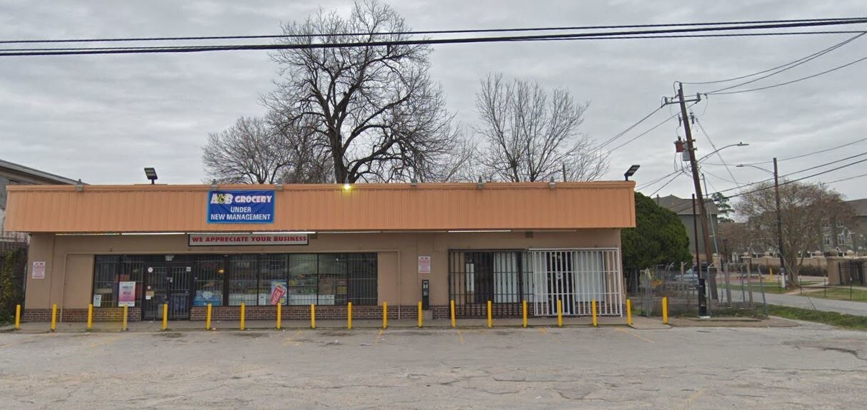 515 Berry Rd Houston, TX 77022 Retail Property for Lease on