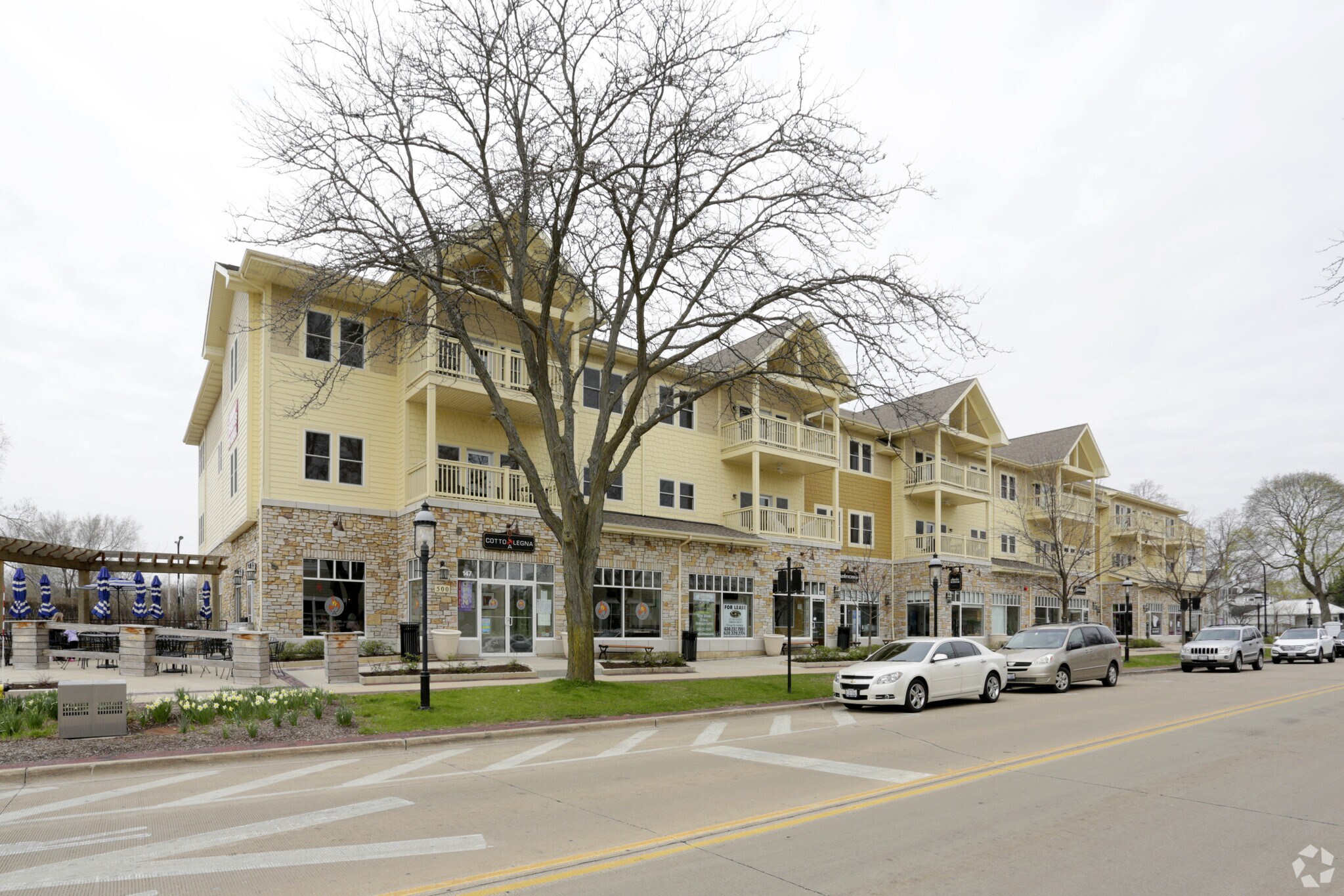 500 S Third St Geneva, IL 60134 MultiFamily Property for Lease on