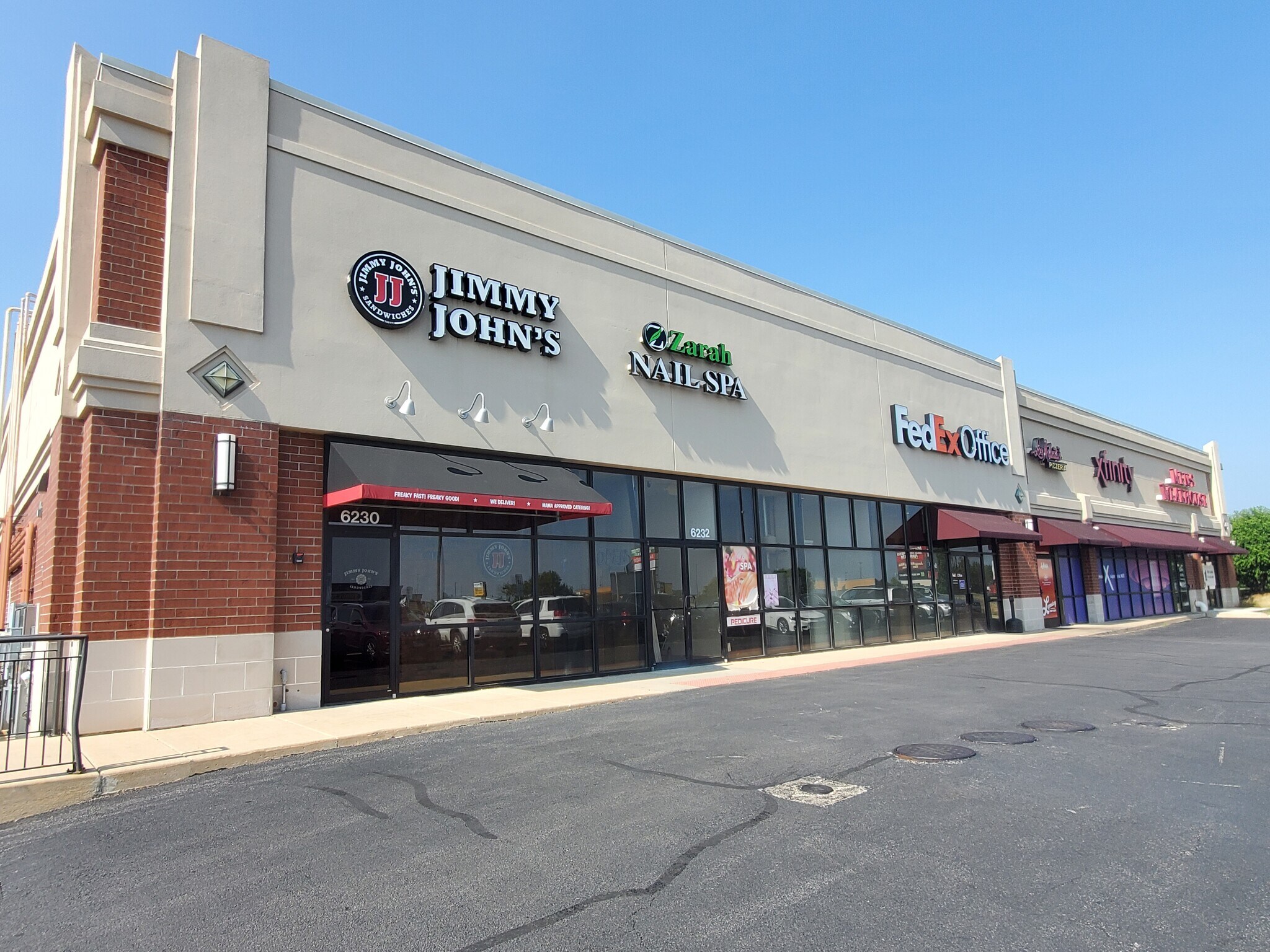 6230-6250 E State St, Rockford, IL for Rent