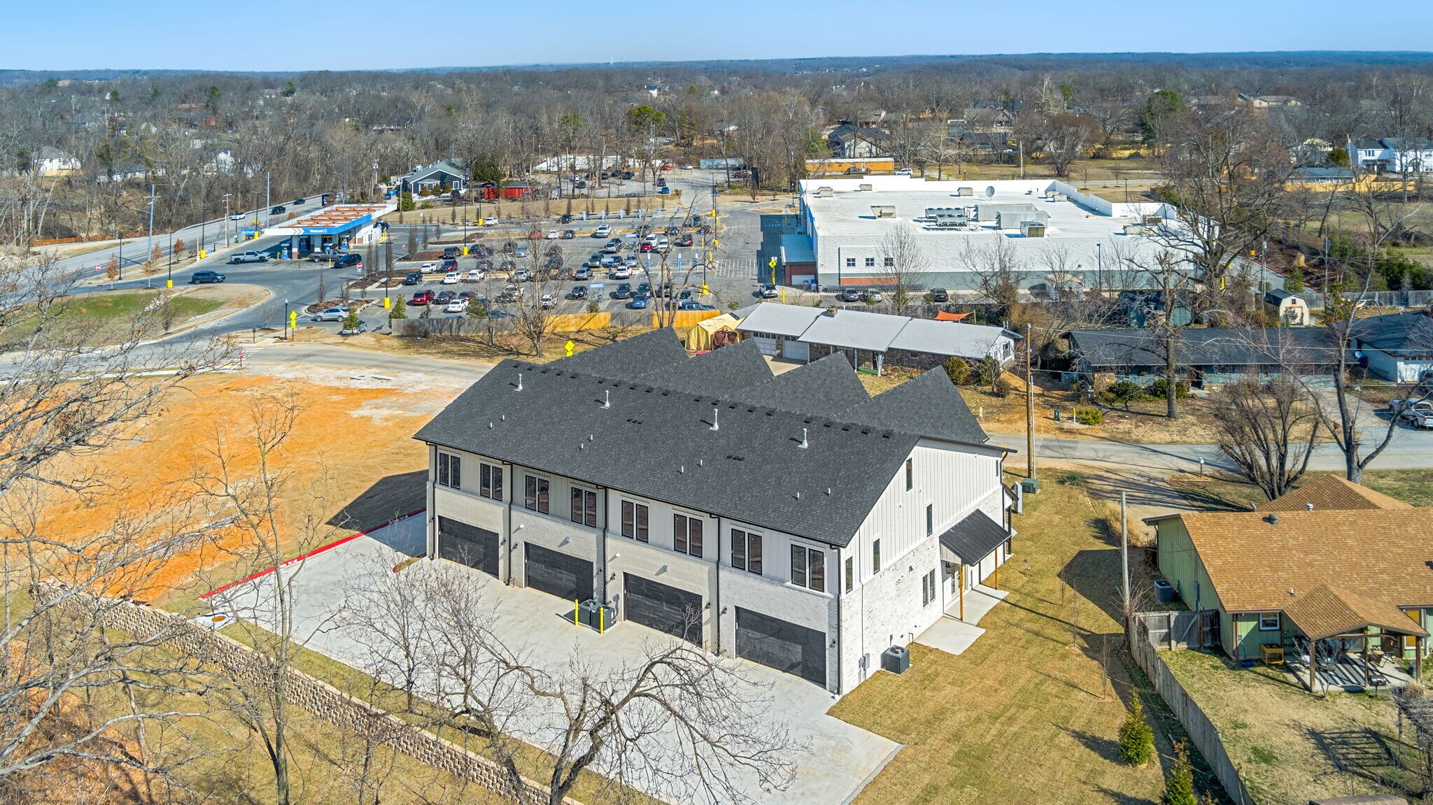 839 NW 14th St, Bentonville, AR for Sale