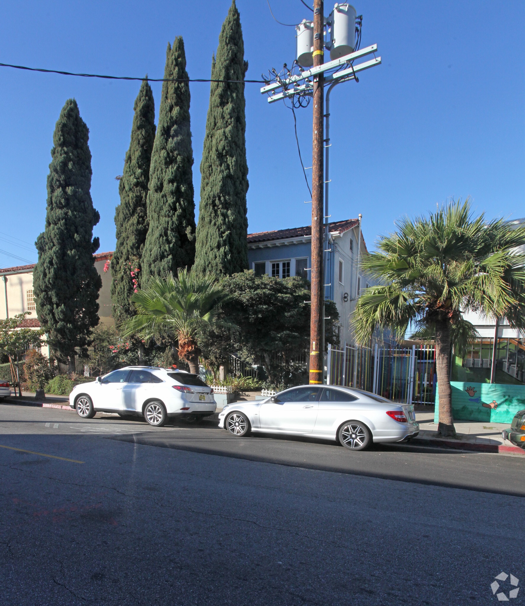 1309 N Edgemont St, Los Angeles, CA for Sale