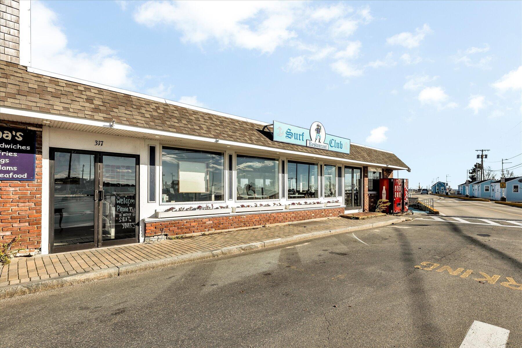 317-319 Commercial St, Provincetown, MA for Rent