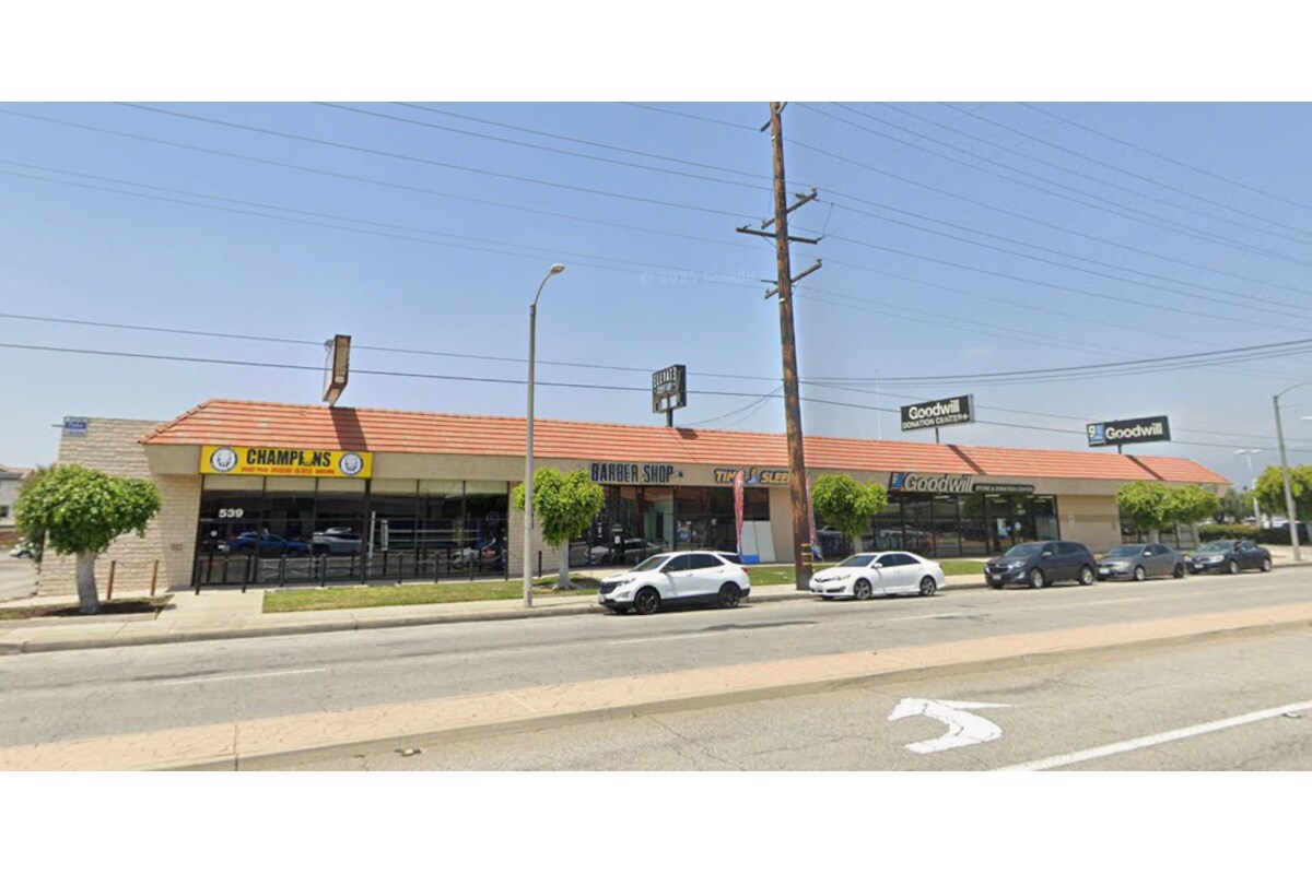 539-563 N Azusa Ave, West Covina, CA for Rent