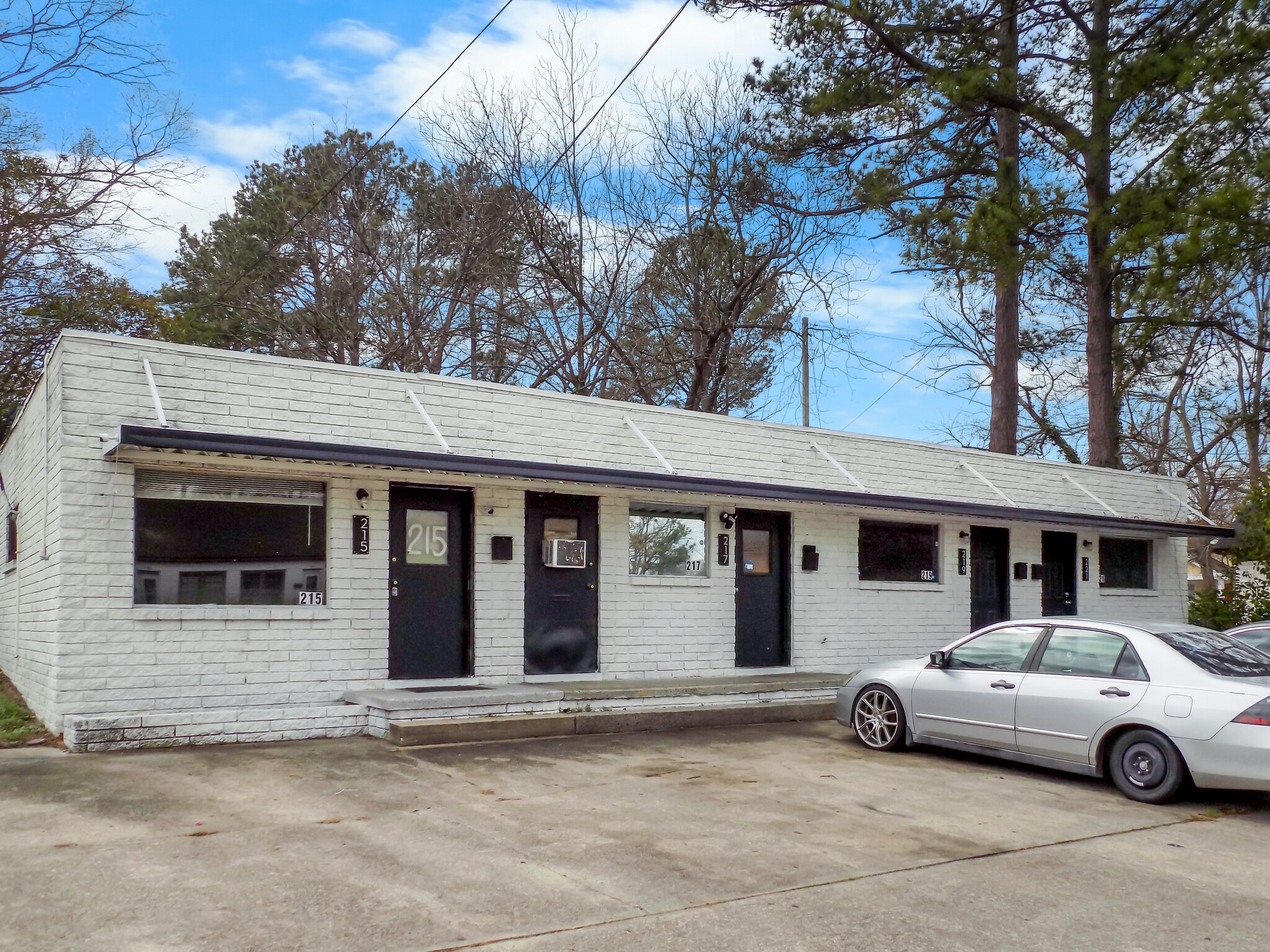 215-221 W Bassett St, Rocky Mount, NC for Sale
