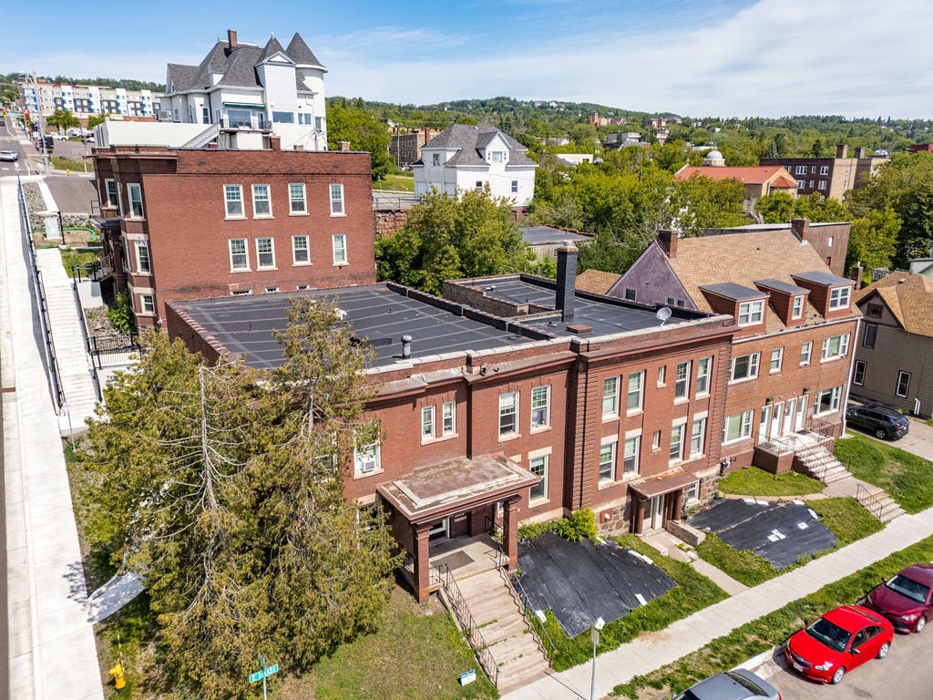 114 N 6th Ave E, Duluth, MN for Sale
