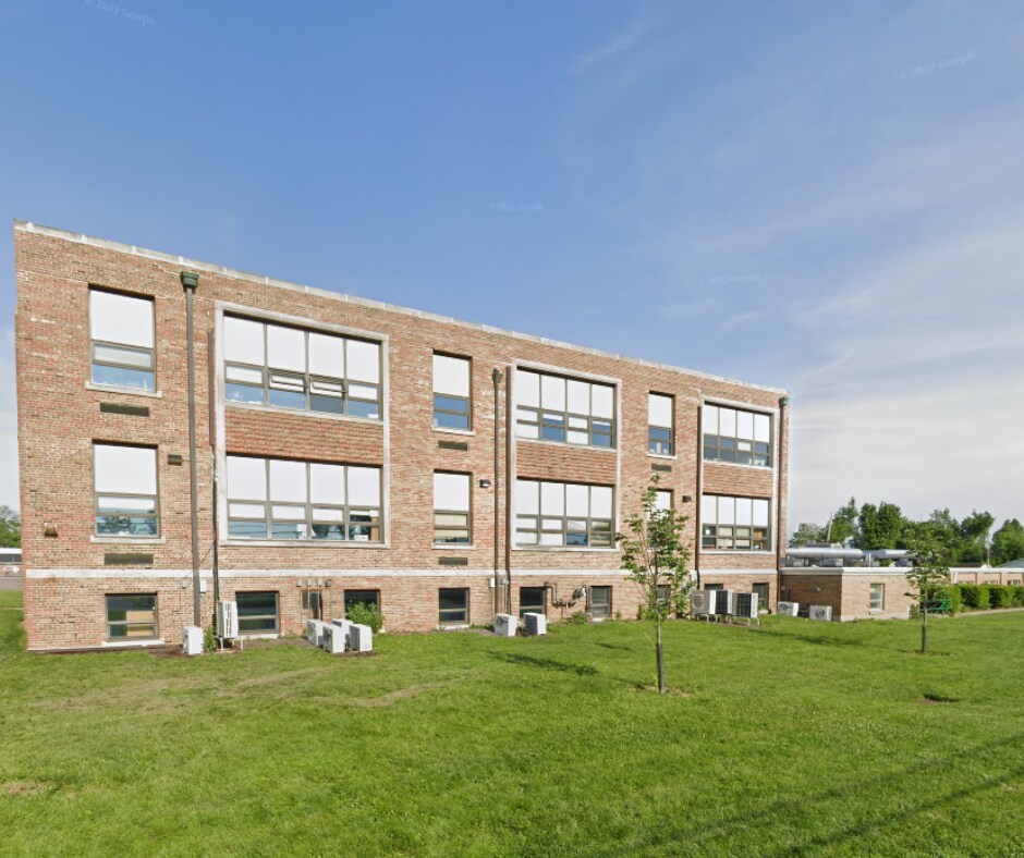 4128 Cedar Ridge Rd, Dayton, OH for Sale