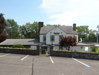 Milton, NY Hospitality - 1725 US-9W Hwy