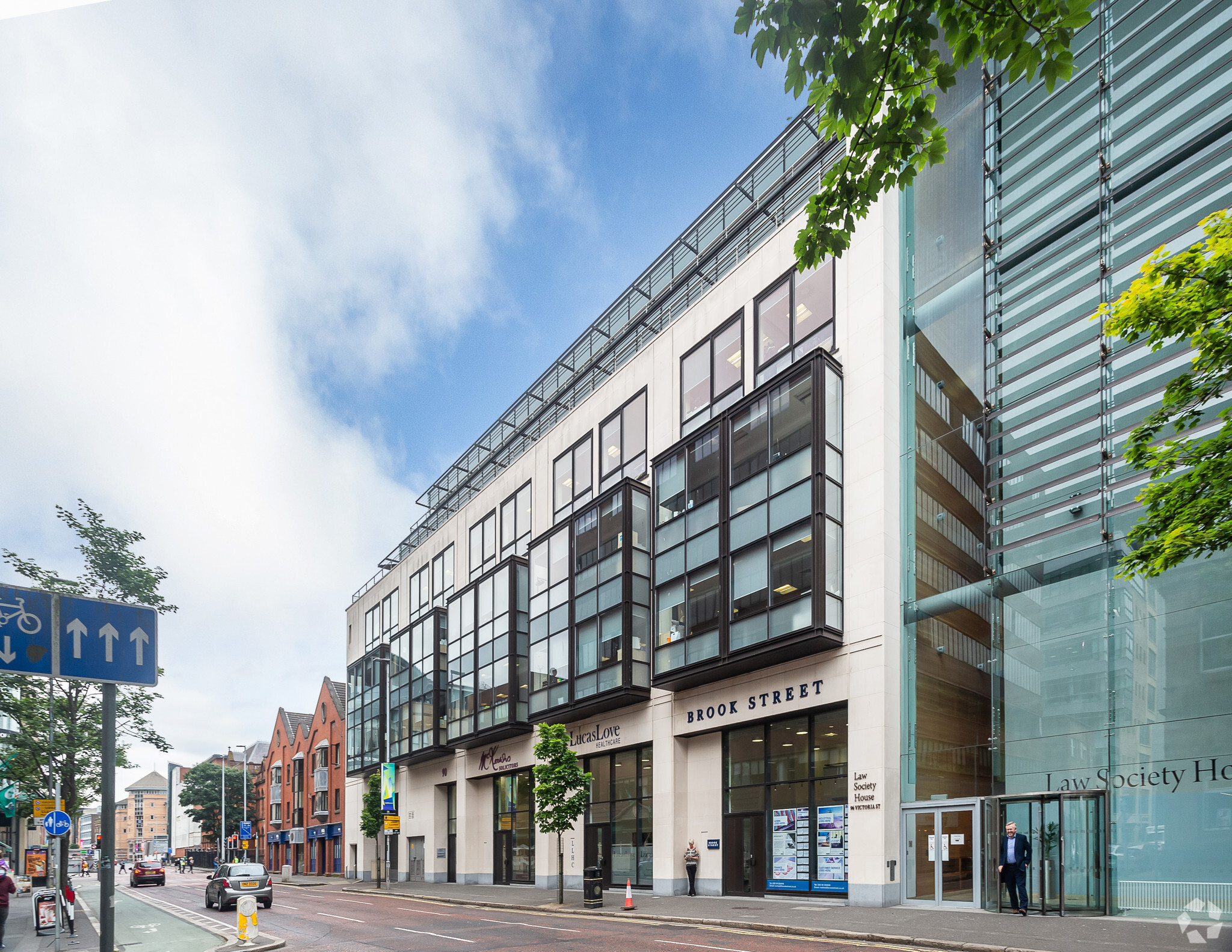 90-106 Victoria St, Belfast, CAT for Rent