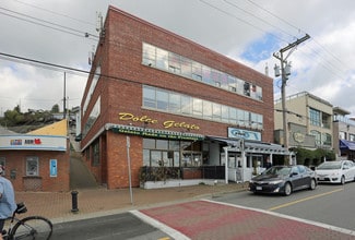 White Rock, BC Office/Retail - 15045-15047 Marine Dr