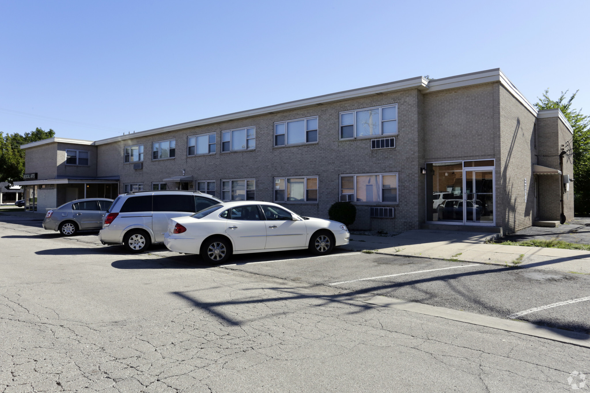 345 Laverne Ave, Hillside, IL for Rent