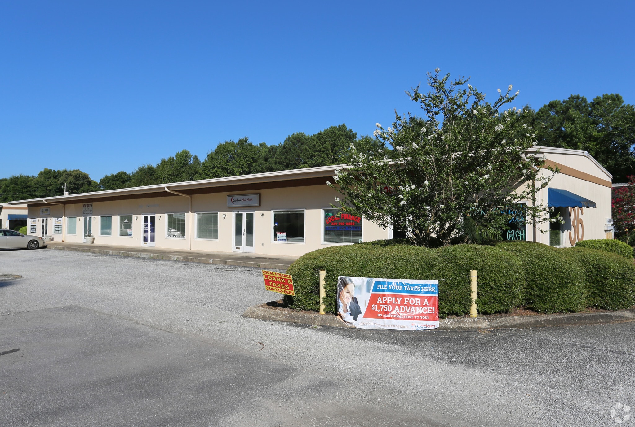 36 Samford Ave, Opelika, AL for Rent