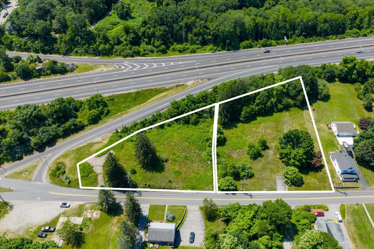 28 Otrobando Ave, Norwich, CT for Sale