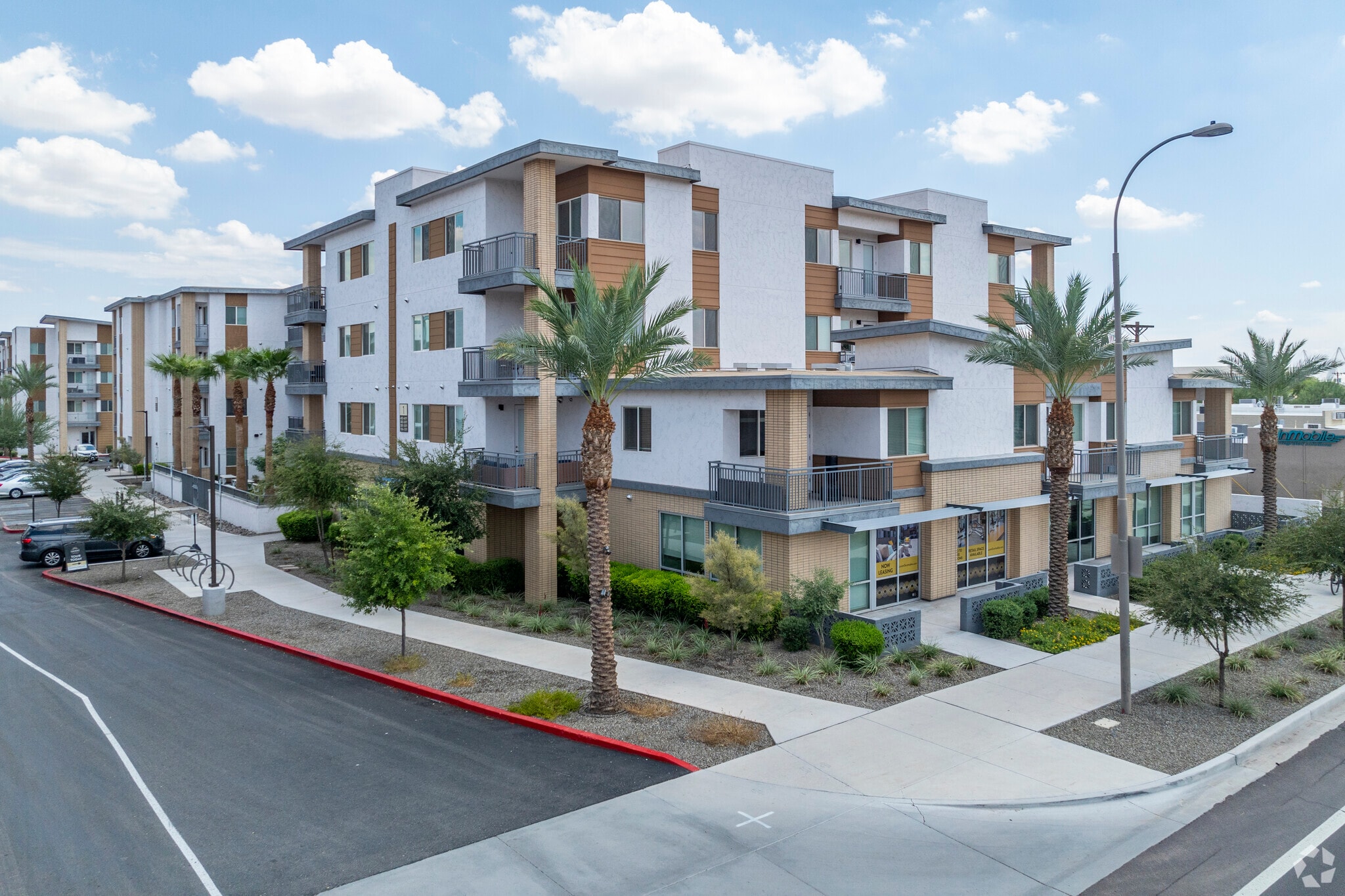 2001 N Scottsdale Rd, Scottsdale, AZ for Rent