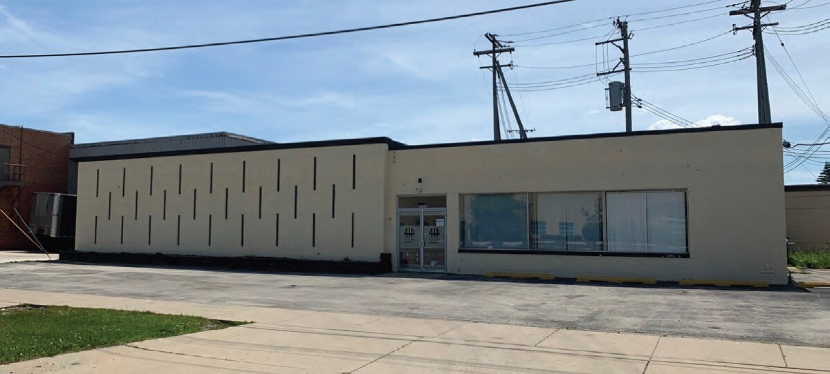 10003 W Carmen Ave, Milwaukee, WI for Rent