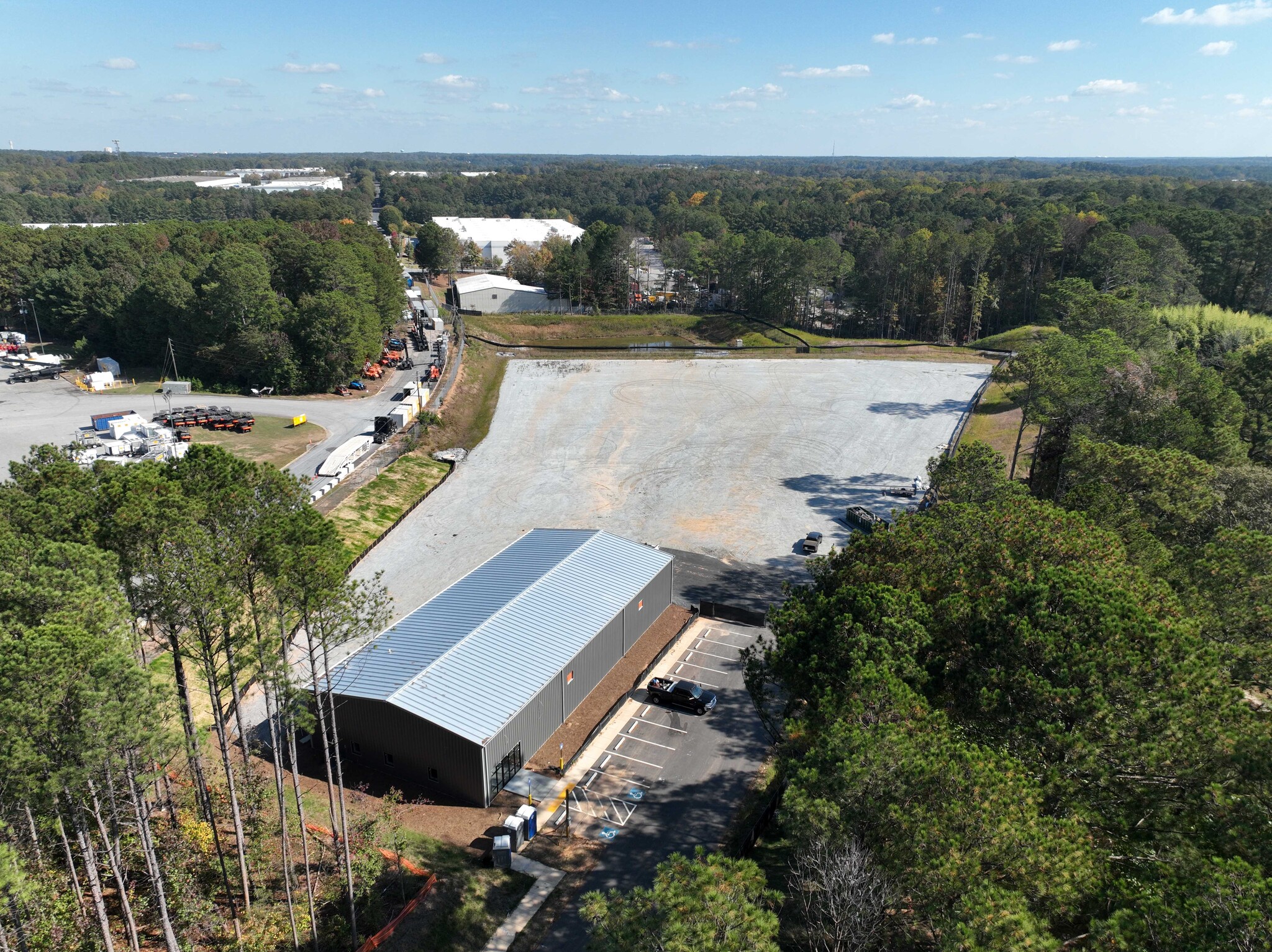 3900 Naturally Fresh Blvd, College Park, GA for Rent